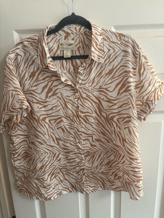 Cynthia Rowley Tops - Cynthia Rowley 100% linen short sleeve button down blouse top shirt zebra sz L